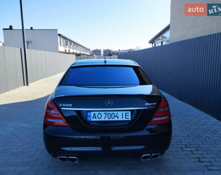 Черный Мерседес С Класс, объемом двигателя 5.5 л и пробегом 220 тыс. км за 12999 $, фото 6 на Automoto.ua