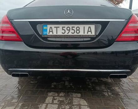 Черный Мерседес С Класс, объемом двигателя 4.7 л и пробегом 339 тыс. км за 11000 $, фото 5 на Automoto.ua