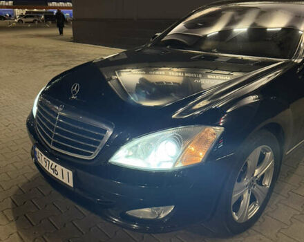 Черный Мерседес С Класс, объемом двигателя 5.5 л и пробегом 176 тыс. км за 8499 $, фото 24 на Automoto.ua