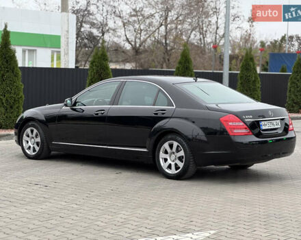 Черный Мерседес С Класс, объемом двигателя 3.5 л и пробегом 217 тыс. км за 10300 $, фото 21 на Automoto.ua