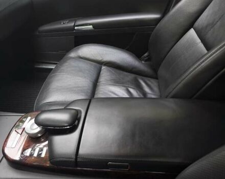 Черный Мерседес С Класс, объемом двигателя 5.46 л и пробегом 322 тыс. км за 15000 $, фото 37 на Automoto.ua