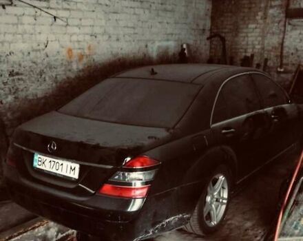 Черный Мерседес С Класс, объемом двигателя 5.46 л и пробегом 120 тыс. км за 6200 $, фото 19 на Automoto.ua