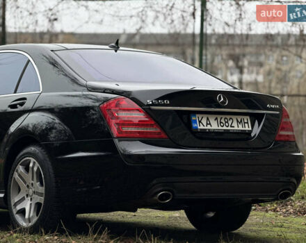 Чорний Мерседес С Клас, об'ємом двигуна 5.5 л та пробігом 288 тис. км за 10950 $, фото 8 на Automoto.ua