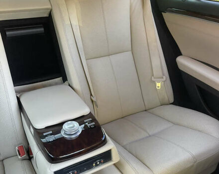 Чорний Мерседес С Клас, об'ємом двигуна 5.5 л та пробігом 157 тис. км за 15900 $, фото 6 на Automoto.ua