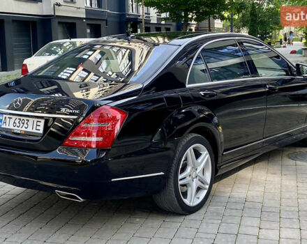 Черный Мерседес С Класс, объемом двигателя 5.46 л и пробегом 171 тыс. км за 14900 $, фото 12 на Automoto.ua