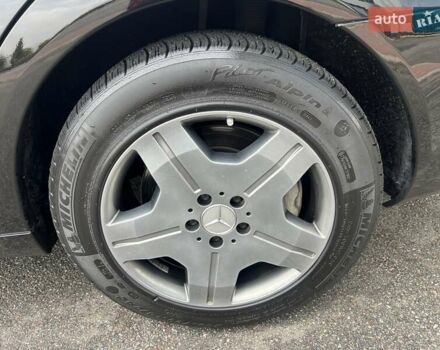 Чорний Мерседес С Клас, об'ємом двигуна 5.5 л та пробігом 125 тис. км за 35500 $, фото 12 на Automoto.ua