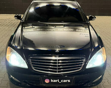 Черный Мерседес С Класс, объемом двигателя 5.5 л и пробегом 176 тыс. км за 8499 $, фото 72 на Automoto.ua