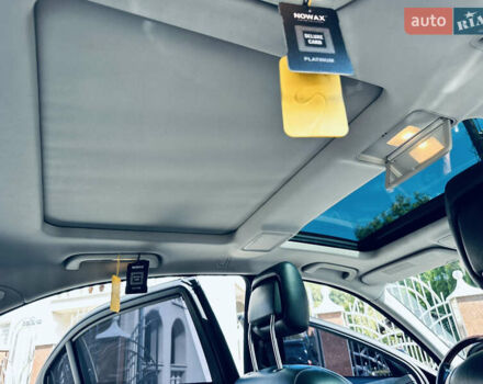 Черный Мерседес С Класс, объемом двигателя 5.5 л и пробегом 210 тыс. км за 12900 $, фото 102 на Automoto.ua