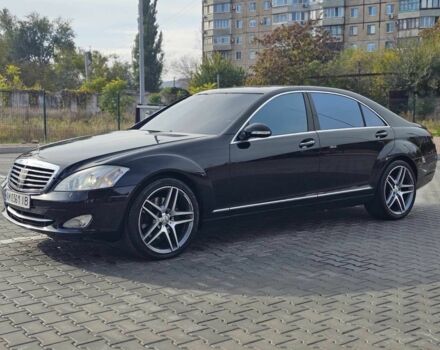 Мерседес С Класс 2008 в Кривом Роге на Automoto.ua Черный Мерседес С Класс, объемом двигателя 5.5 л и пробегом 188 тыс. км за 10550 $, фото 8 на Automoto.ua