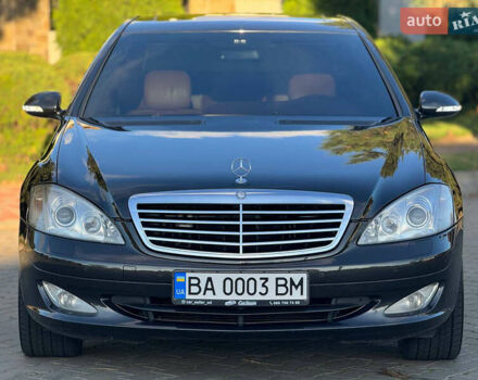 Черный Мерседес С Класс, объемом двигателя 4.66 л и пробегом 302 тыс. км за 9900 $, фото 7 на Automoto.ua