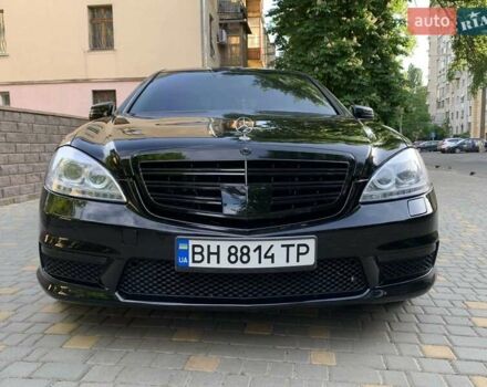 Черный Мерседес С Класс, объемом двигателя 5.5 л и пробегом 256 тыс. км за 10900 $, фото 14 на Automoto.ua