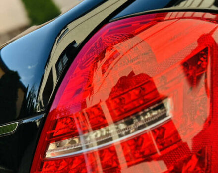 Черный Мерседес С Класс, объемом двигателя 5.5 л и пробегом 210 тыс. км за 12900 $, фото 119 на Automoto.ua