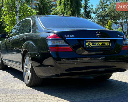 Черный Мерседес С Класс, объемом двигателя 3.5 л и пробегом 315 тыс. км за 10600 $, фото 4 на Automoto.ua