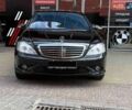 Чорний Мерседес С Клас, об'ємом двигуна 5.5 л та пробігом 250 тис. км за 9900 $, фото 1 на Automoto.ua