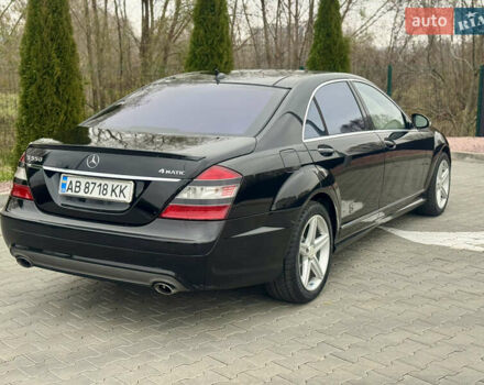 Черный Мерседес С Класс, объемом двигателя 5.46 л и пробегом 270 тыс. км за 9500 $, фото 7 на Automoto.ua