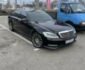 Черный Мерседес С Класс, объемом двигателя 5.5 л и пробегом 230 тыс. км за 18000 $, фото 1 на Automoto.ua
