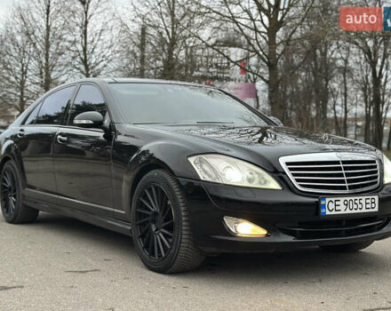 Черный Мерседес С Класс, объемом двигателя 5.5 л и пробегом 238 тыс. км за 10000 $, фото 52 на Automoto.ua