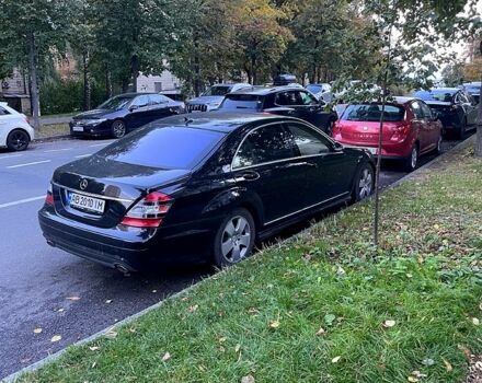 Чорний Мерседес С Клас, об'ємом двигуна 5.4 л та пробігом 208 тис. км за 17500 $, фото 2 на Automoto.ua