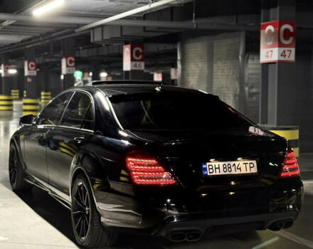 Черный Мерседес С Класс, объемом двигателя 5.5 л и пробегом 290 тыс. км за 12999 $, фото 10 на Automoto.ua