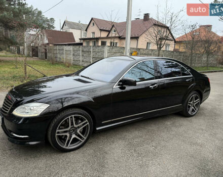 Чорний Мерседес С Клас, об'ємом двигуна 5.5 л та пробігом 243 тис. км за 12999 $, фото 17 на Automoto.ua