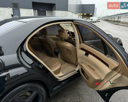 Черный Мерседес С Класс, объемом двигателя 5.46 л и пробегом 160 тыс. км за 13000 $, фото 14 на Automoto.ua