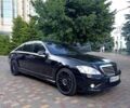 Черный Мерседес С Класс, объемом двигателя 5.5 л и пробегом 153 тыс. км за 20221 $, фото 1 на Automoto.ua