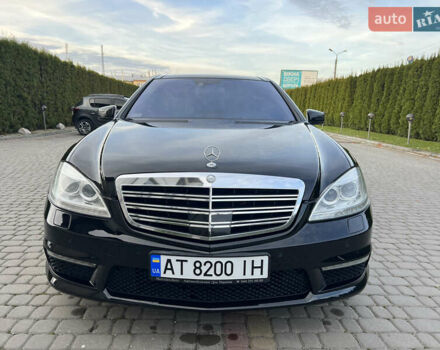 Черный Мерседес С Класс, объемом двигателя 5.46 л и пробегом 243 тыс. км за 14990 $, фото 4 на Automoto.ua