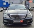 Черный Мерседес С Класс, объемом двигателя 5.5 л и пробегом 261 тыс. км за 10490 $, фото 2 на Automoto.ua