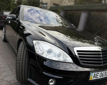 Черный Мерседес С Класс, объемом двигателя 6.21 л и пробегом 83 тыс. км за 26000 $, фото 13 на Automoto.ua
