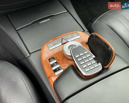 Черный Мерседес С Класс, объемом двигателя 5.5 л и пробегом 117 тыс. км за 49990 $, фото 25 на Automoto.ua