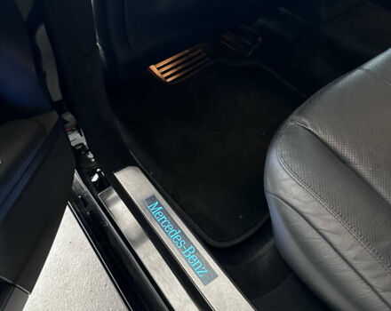 Черный Мерседес С Класс, объемом двигателя 5.5 л и пробегом 157 тыс. км за 20500 $, фото 14 на Automoto.ua