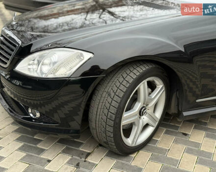 Черный Мерседес С Класс, объемом двигателя 5.46 л и пробегом 70 тыс. км за 20500 $, фото 17 на Automoto.ua