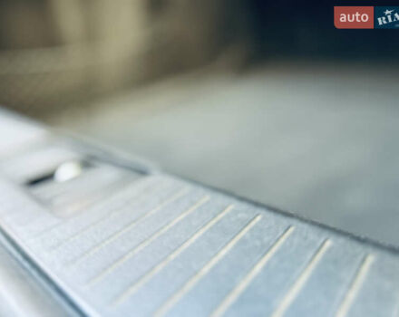 Черный Мерседес С Класс, объемом двигателя 5.5 л и пробегом 210 тыс. км за 12900 $, фото 108 на Automoto.ua