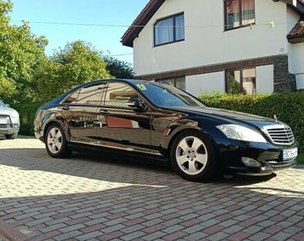 Чорний Мерседес С Клас, об'ємом двигуна 3.5 л та пробігом 243 тис. км за 14000 $, фото 17 на Automoto.ua