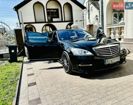Черный Мерседес С Класс, объемом двигателя 5.5 л и пробегом 210 тыс. км за 12900 $, фото 85 на Automoto.ua