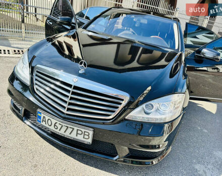 Мерседес С Класс 2008 в Тячеве на Automoto.ua Черный Мерседес С Класс, объемом двигателя 5.5 л и пробегом 210 тыс. км за 13450 $, фото 100 на Automoto.ua