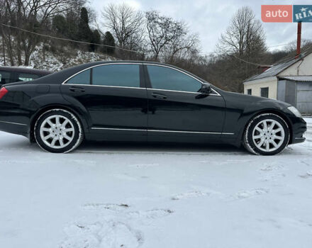 Чорний Мерседес С Клас, об'ємом двигуна 5.46 л та пробігом 129 тис. км за 17000 $, фото 4 на Automoto.ua
