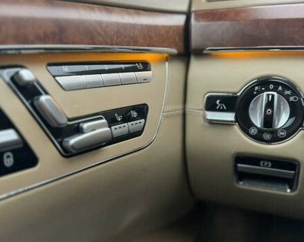 Чорний Мерседес С Клас, об'ємом двигуна 5.5 л та пробігом 182 тис. км за 17999 $, фото 4 на Automoto.ua