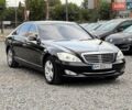 Чорний Мерседес С Клас, об'ємом двигуна 5.5 л та пробігом 279 тис. км за 10800 $, фото 1 на Automoto.ua