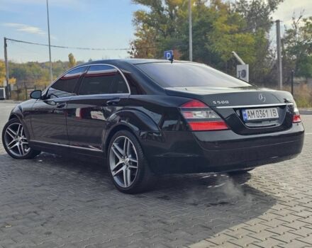 Мерседес С Класс 2008 в Кривом Роге на Automoto.ua Черный Мерседес С Класс, объемом двигателя 5.5 л и пробегом 188 тыс. км за 10550 $, фото 4 на Automoto.ua