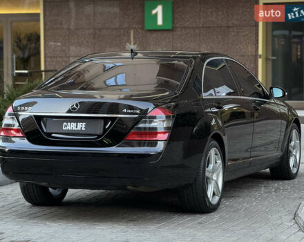 Черный Мерседес С Класс, объемом двигателя 5.5 л и пробегом 290 тыс. км за 10000 $, фото 10 на Automoto.ua