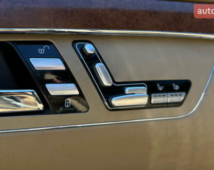 Черный Мерседес С Класс, объемом двигателя 3.5 л и пробегом 315 тыс. км за 10600 $, фото 17 на Automoto.ua