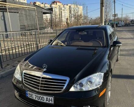 Чорний Мерседес С Клас, об'ємом двигуна 5.5 л та пробігом 180 тис. км за 13500 $, фото 2 на Automoto.ua