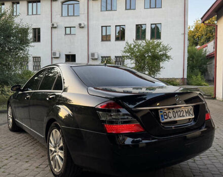 Черный Мерседес С Класс, объемом двигателя 2.99 л и пробегом 330 тыс. км за 14500 $, фото 13 на Automoto.ua