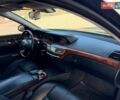 Черный Мерседес С Класс, объемом двигателя 5.46 л и пробегом 250 тыс. км за 8150 $, фото 11 на Automoto.ua