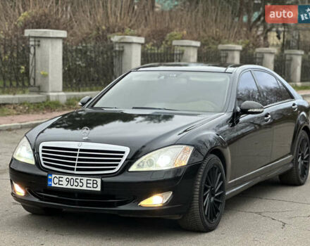 Черный Мерседес С Класс, объемом двигателя 5.5 л и пробегом 238 тыс. км за 10000 $, фото 51 на Automoto.ua
