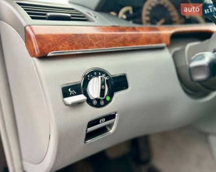 Черный Мерседес С Класс, объемом двигателя 3.5 л и пробегом 306 тыс. км за 8500 $, фото 26 на Automoto.ua