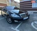 Чорний Мерседес С Клас, об'ємом двигуна 5.5 л та пробігом 334 тис. км за 10000 $, фото 1 на Automoto.ua