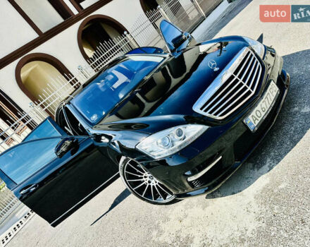 Черный Мерседес С Класс, объемом двигателя 5.5 л и пробегом 210 тыс. км за 12900 $, фото 53 на Automoto.ua