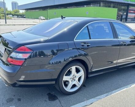 Чорний Мерседес С Клас, об'ємом двигуна 5.5 л та пробігом 262 тис. км за 13000 $, фото 3 на Automoto.ua